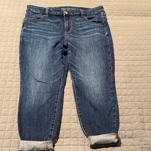 American Eagle Curvy Jegging medium Wash Rolled Cuff 16 Short